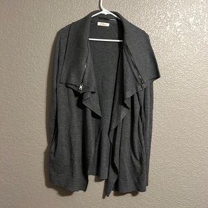 Gray cardigan with decorative zipper collar